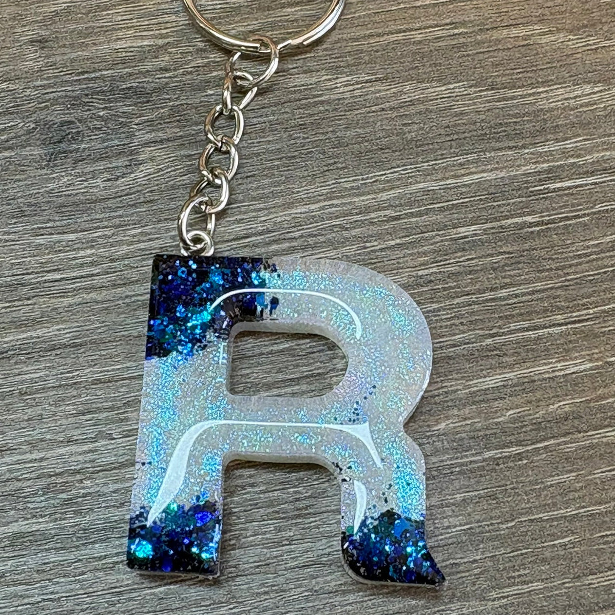 Buchstaben Schlüsselanhänger R handgemacht