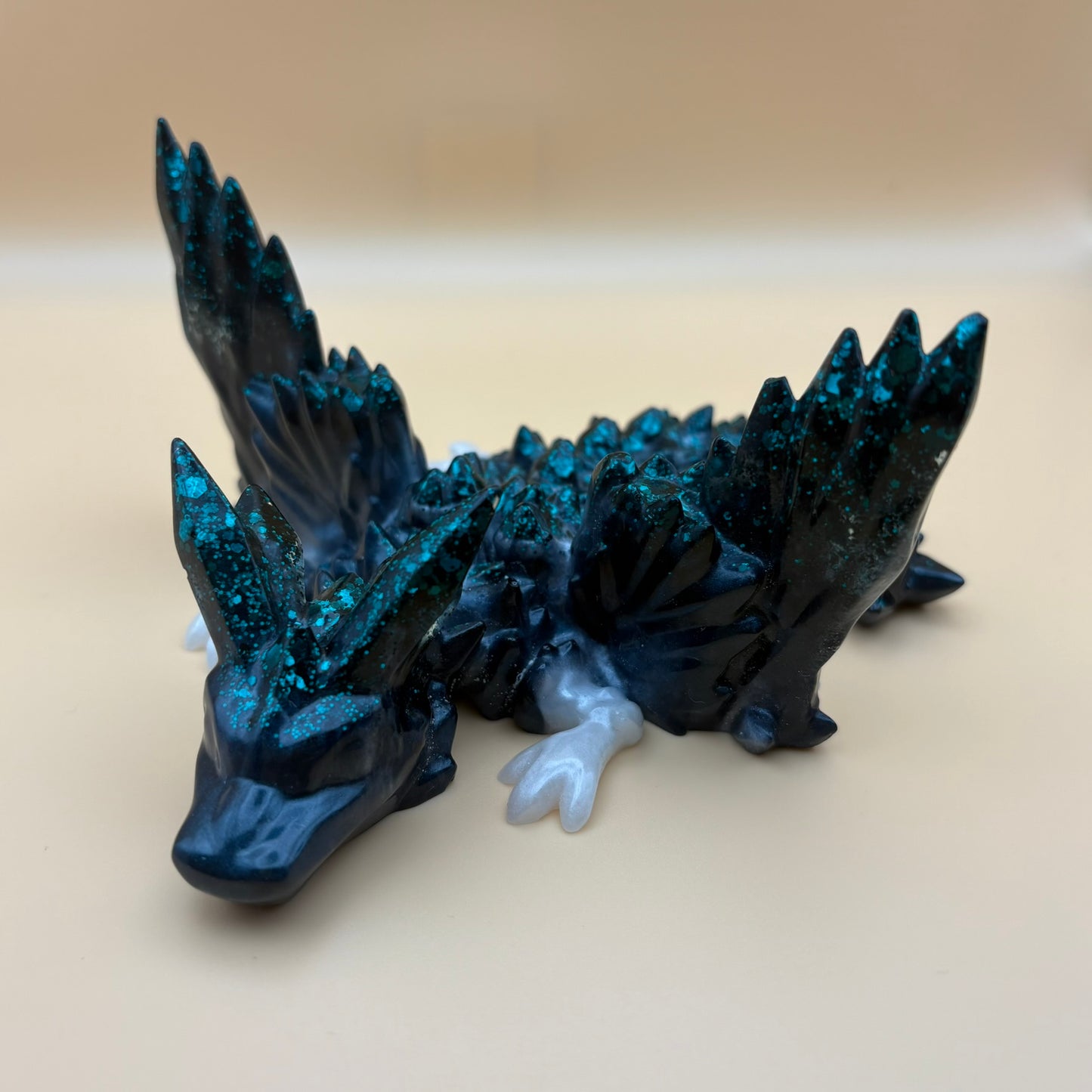 Figur "Drache liegend"