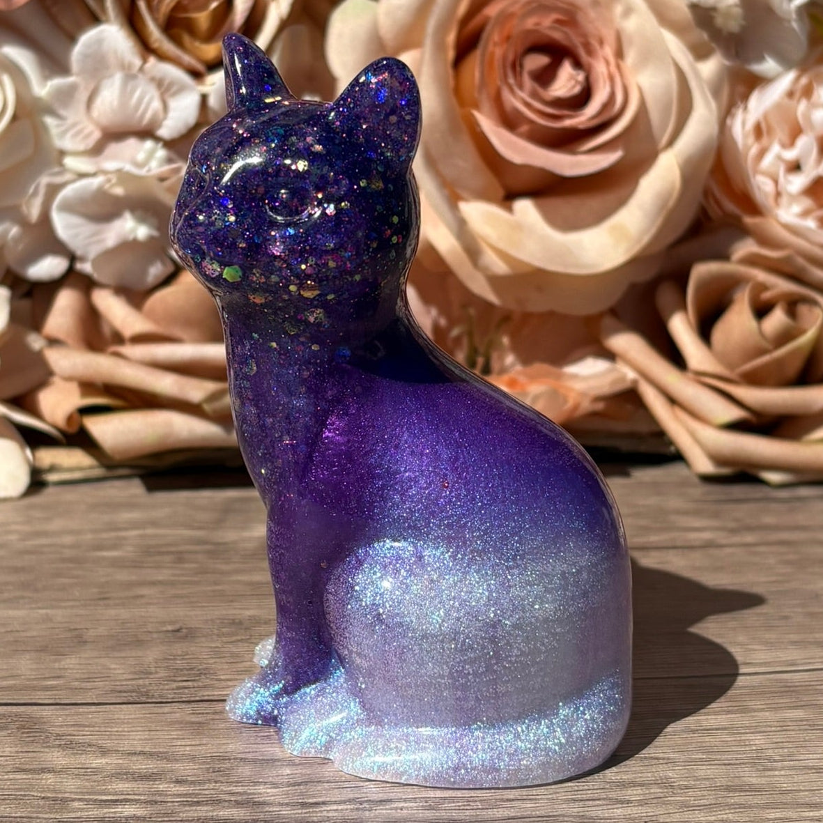 Katzenfiguren in verschiedenen Designs
