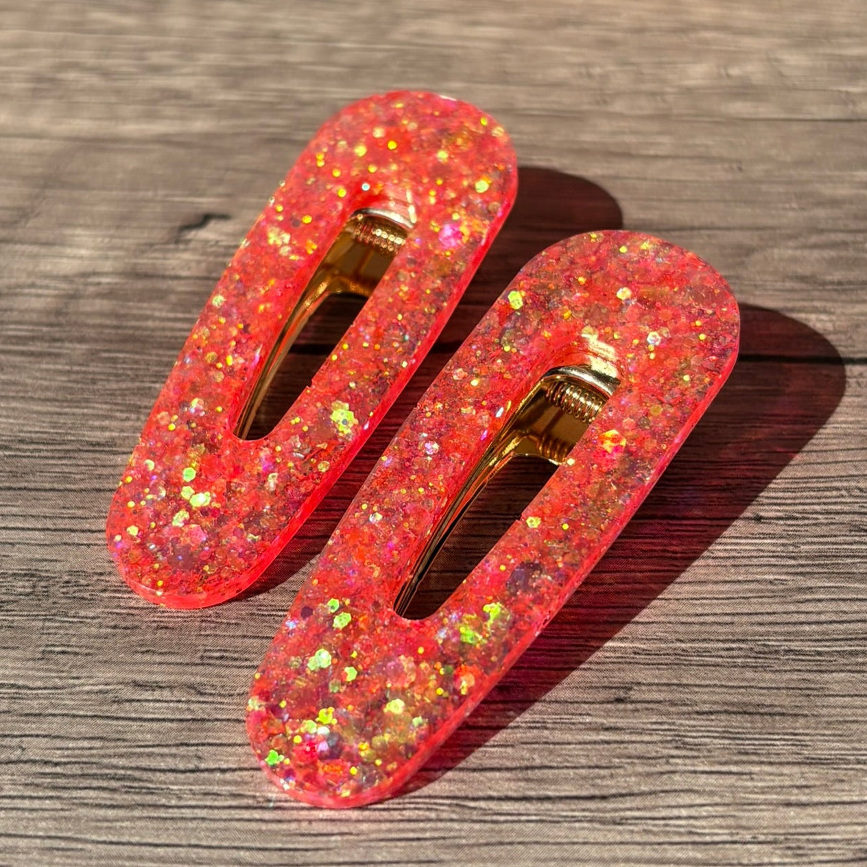 2er Set Haarspangen in verschiedenen Glitzer Designs – handgefertigter Haarschmuck