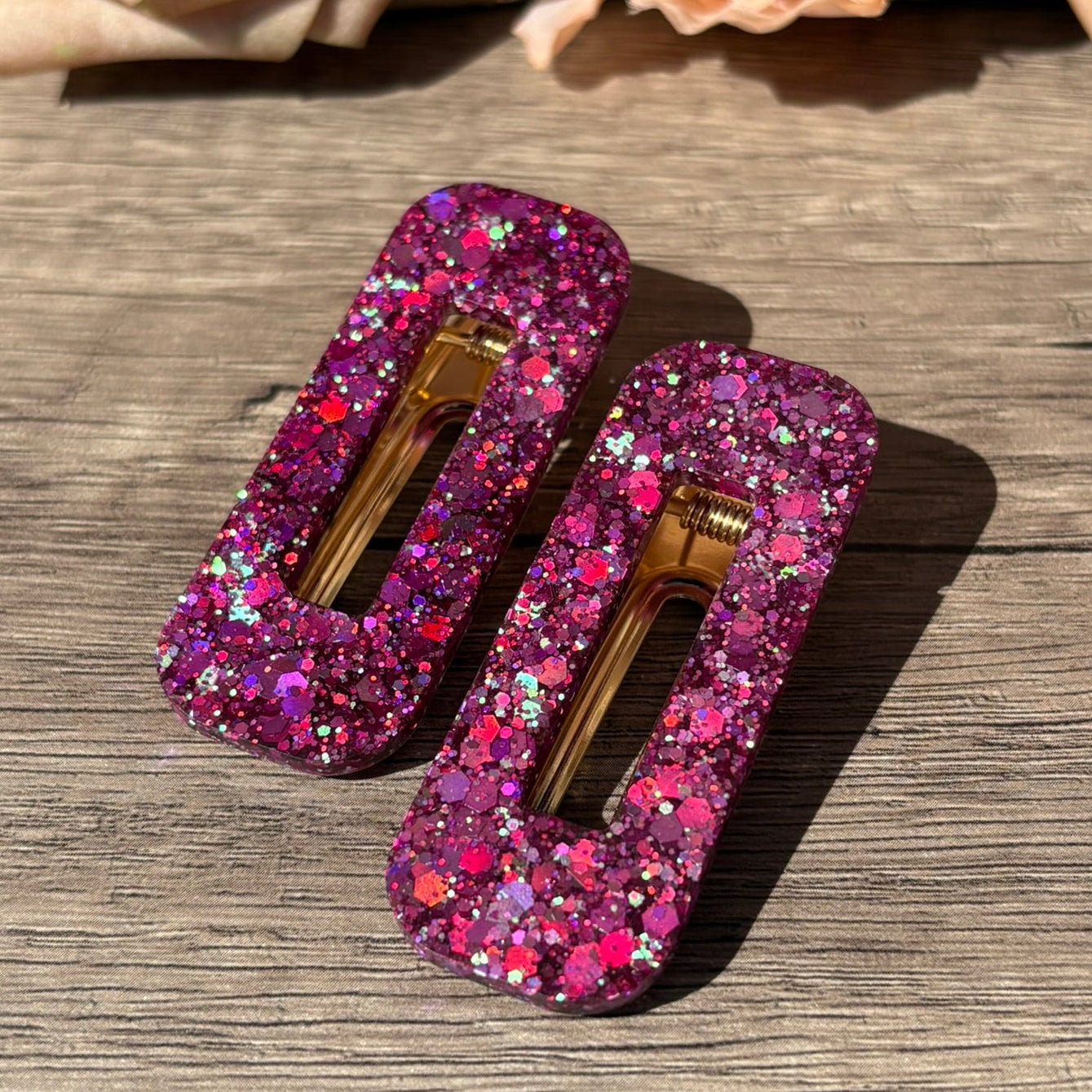 2er Set Haarspangen in verschiedenen Glitzer Designs – handgefertigter Haarschmuck