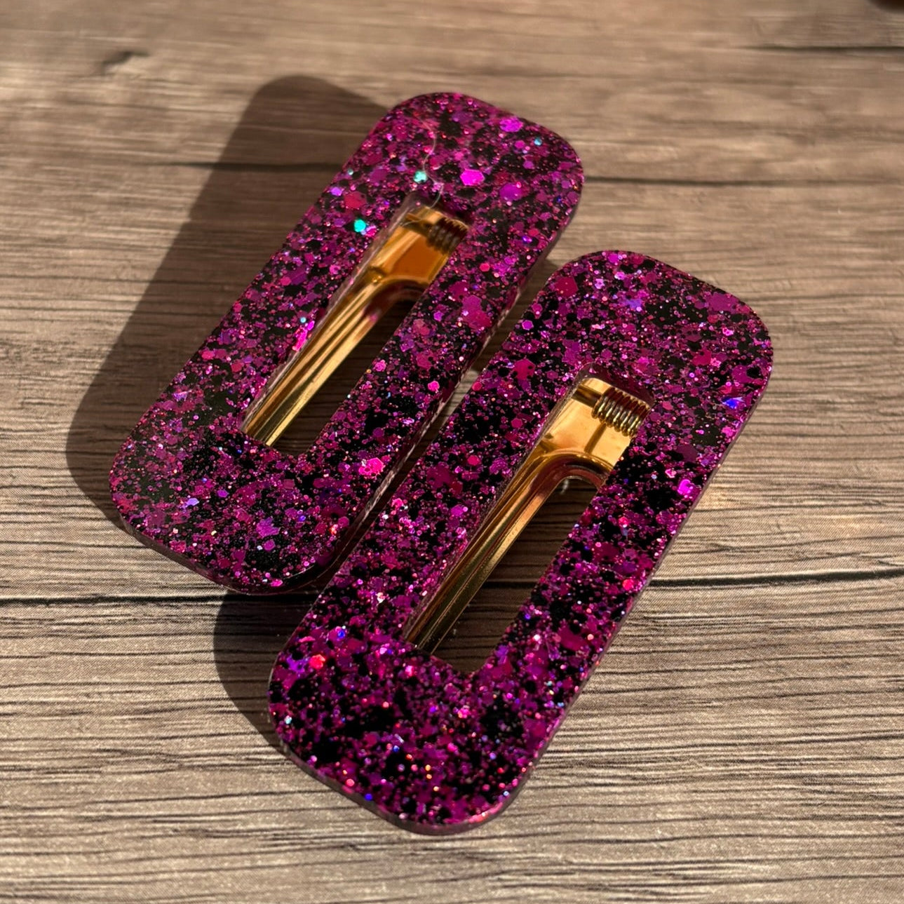 2er Set Haarspangen in verschiedenen Glitzer Designs – handgefertigter Haarschmuck
