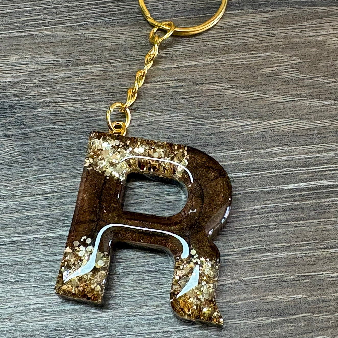 Buchstaben Schlüsselanhänger R handgemacht