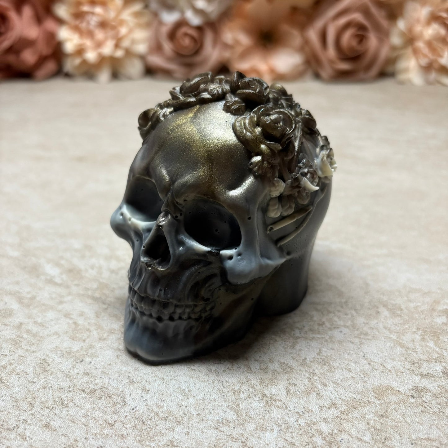 Figur "floraler Totenkopf" matt