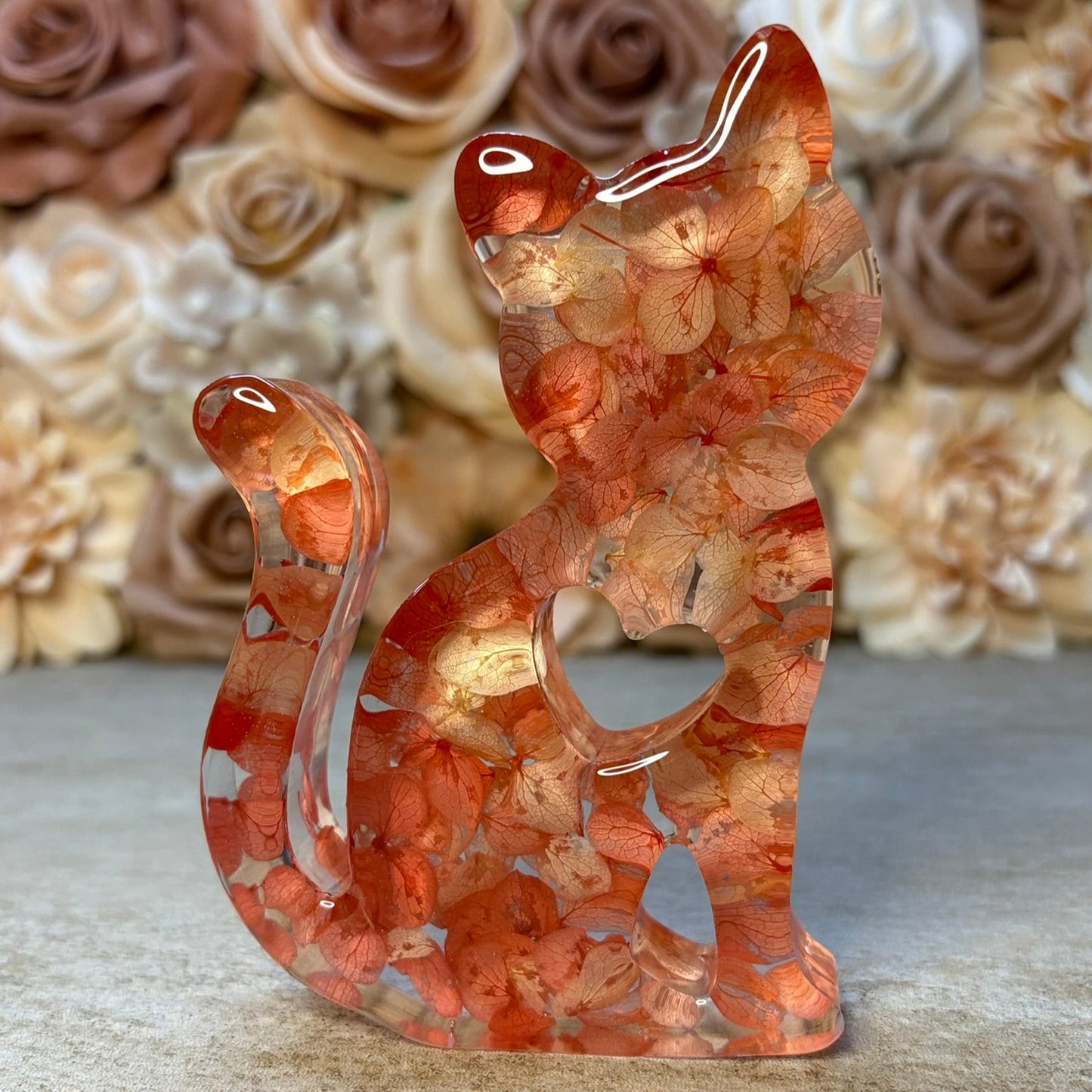 Figur Katze mit und ohne Blüten versch. Designs