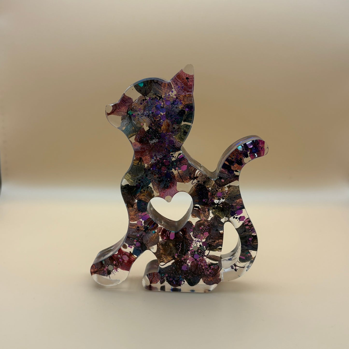 Figur Katze mit und ohne Blüten versch. Designs