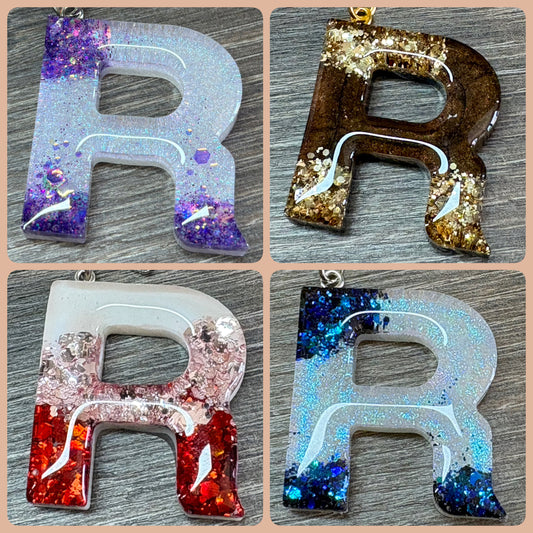 Buchstaben Schlüsselanhänger R handgemacht in Glitzer Design