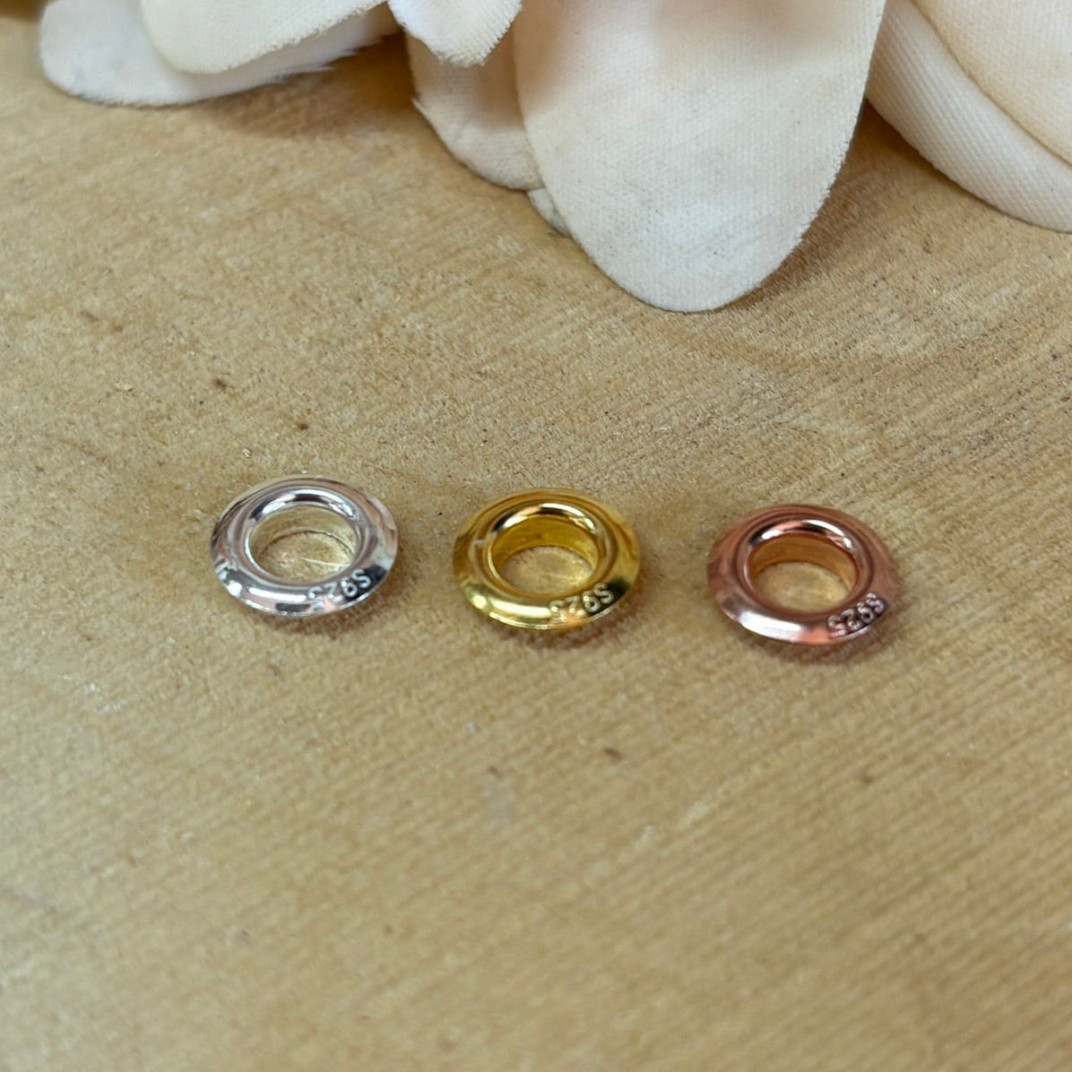 Erinnerungsperle für Charm-Armband mit Fell, Schweifhaar oder Asche