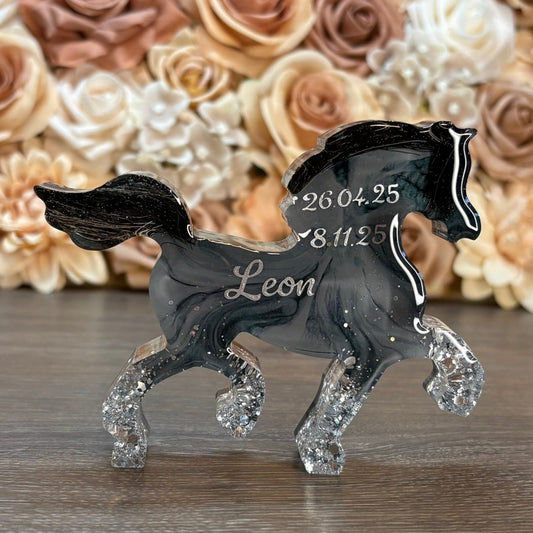 Personalisiertes Erinnerungsstück Pferd  mit Schweifhaar oder Asche handgefertigt